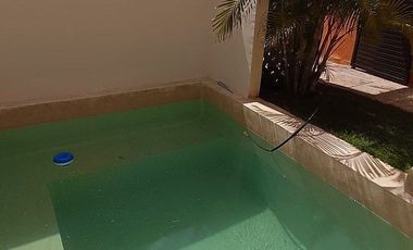 Villa(Brisa Coral) Amueblada con Piscina y Roof en Venta en Chelem