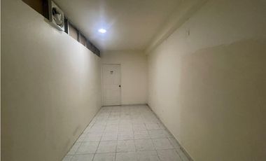 EL CRISOL / TORRES DEL CRISOL I / 89M / LOCAL AMPLIO / PISO BAJO