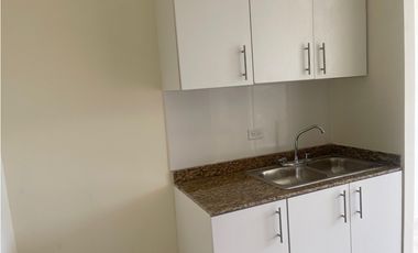 ALQUILER DE APARTAMENTO EN PH TORRES DEL CRISOL III VACIO A ESTRENAR