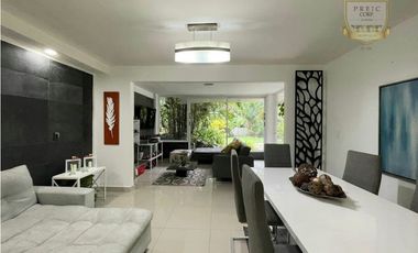 VENTA DE OPORTUNIDAD, APTO CON JARDN EN ALTAMIRA GARDENS (MC)