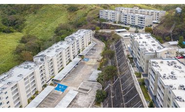 VENTA DE OPORTUNIDAD, APTO CON JARDN EN ALTAMIRA GARDENS (MC)