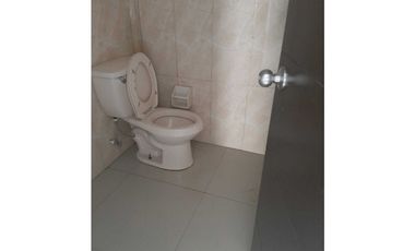 ALQUILO LOCAL EN PLAZA WEST EN ARRAIJAN NUEVO ARRAIJAN 200MTS