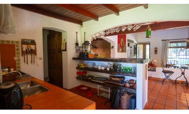 Casa Quinta Con Piscina Y Gran Parque En Luján Lote De 1.958 M²- Lujan