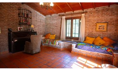 Casa Quinta Con Piscina Y Gran Parque En Luján Lote De 1.958 M²- Lujan