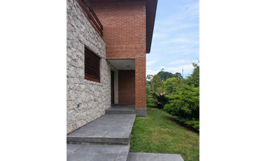 CASA 3 AMB SIERRA DE LOS PADRES CON GAS NATURAL