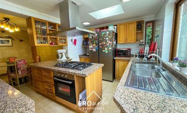 Casa en Venta en Sagrados Corazones / Campus Oriente UC