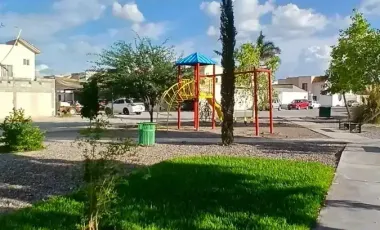 CASA EN VENTA EN VEREDAS DE SANTA RITA