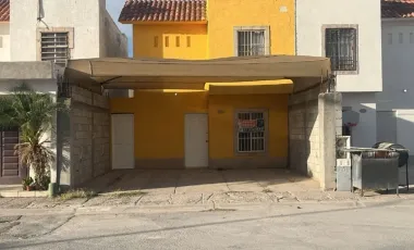 CASA EN VENTA EN VEREDAS DE SANTA RITA