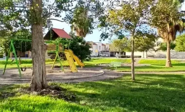 CASA EN VENTA EN VEREDAS DE SANTA RITA
