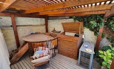 600 m² terreno | Casa aislada 225 m² | Piscina temperada | 4 estacionamientos | Macul