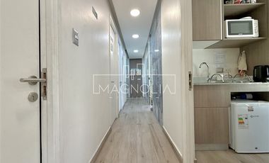 Local Comercial en Arriendo en ESPECTACULAR OFICINA ESTETICA Y ODONTOLOGICA COMPLETAMENTE AMOBLADA EN CAMINO EL ALBA