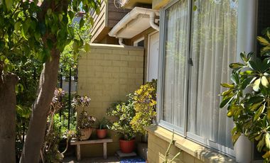 HERMOSA Y SEGURA CASA EN SAN BERNARDO