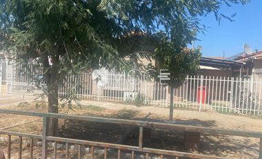 Casa 3d y 1b en San Francisco de Mostazal, casa independiente y bien mantenida