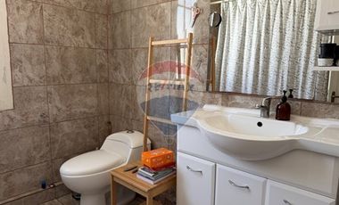 Casa Neoclásica Amplia y Luminosa