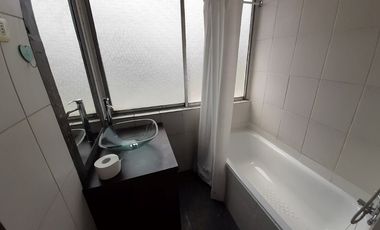 Amplio y conectado en Providencia OFICINA