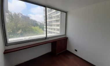 Amplio y conectado en Providencia OFICINA