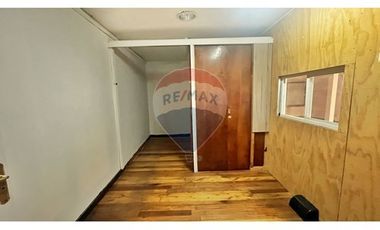 GRAN UBICACION  METRO MANQUEHUE ,6 oficinas,