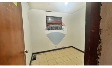 GRAN UBICACION  METRO MANQUEHUE ,6 oficinas,