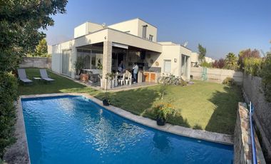 CASA 3 DORM + SERVICIO + PISCINA + QUINCHO PIEDRA ROJA