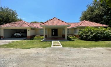 🌿 Casa campestre de lujo dentro de Santa Marta