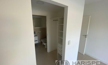 ALQUILER Departamento un dormitorio con jardín en Nordelta