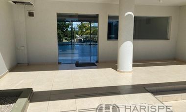 ALQUILER Departamento un dormitorio con jardín en Nordelta