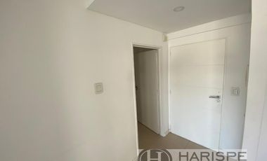 ALQUILER Departamento un dormitorio con jardín en Nordelta