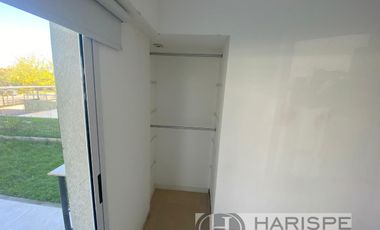 ALQUILER Departamento un dormitorio con jardín en Nordelta