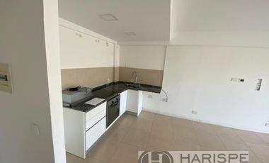 ALQUILER Departamento un dormitorio con jardín en Nordelta