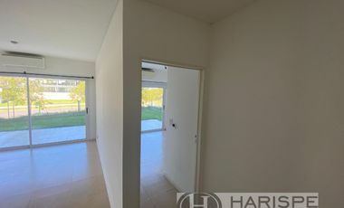 ALQUILER Departamento un dormitorio con jardín en Nordelta