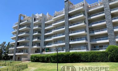 ALQUILER Departamento un dormitorio con jardín en Nordelta