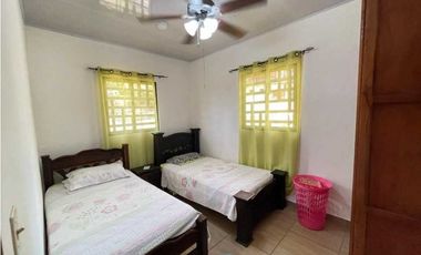 ALQUILO CASA AMOBLADA 15 DE MAYO DISPONIBLE ALTO BOQUETE