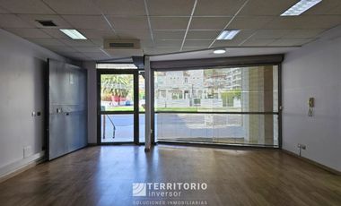 AV. VIANA ESQ. ETCHVERS