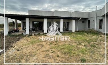 Casa en Venta en LOMAS DE ROMERAL