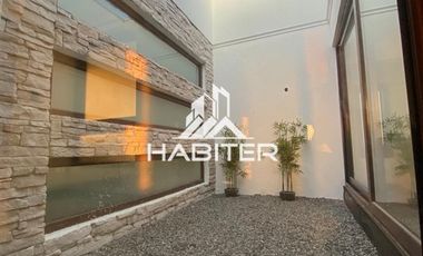 Casa en Venta en LOMAS DE ROMERAL