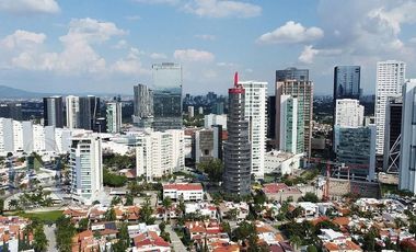 RENTA DE CASA NUEVA MODERNA EN PUERTA DE HIERRO