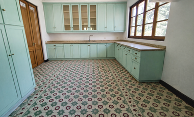 CASA CON 7 DORM. CON PISCINA SAN FERNANDO