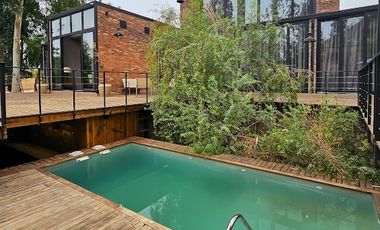 Arriendo AMOBLADO Hermosa Casa moderna en condominio