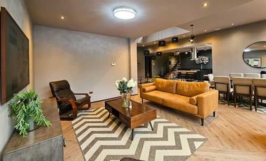 Arriendo AMOBLADO Hermosa Casa moderna en condominio