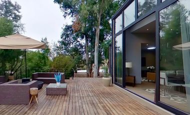 Arriendo AMOBLADO Hermosa Casa moderna en condominio