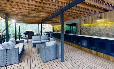 Arriendo AMOBLADO Hermosa Casa moderna en condominio