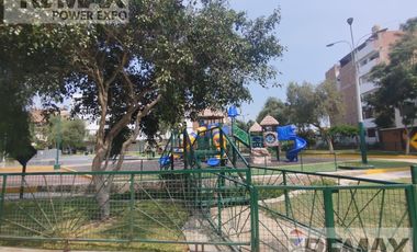 Venta de terreno en esquina de 495 m² en Santiago de Surco
