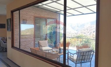 Casa sólida 5D 2B, quincho - CURACAVÍ