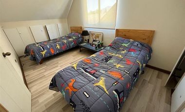 Casa en Arriendo en Condominio Los Poleros, Polo B, Machalí