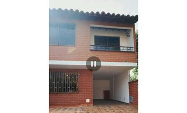 VENTA DE CASA EN LA ESTRELLA