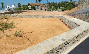 Terreno residencial con amenidades y vista al mar