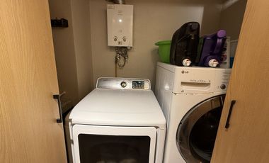 Casa remodelada con vigilancia 24/7 y espectacular vista