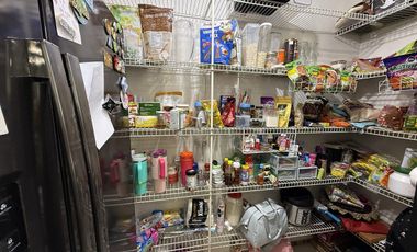 Casa remodelada con vigilancia 24/7 y espectacular vista