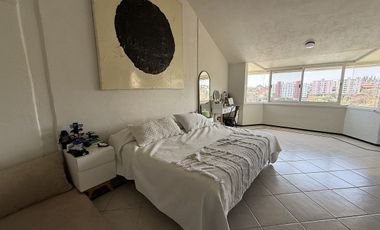 Casa remodelada con vigilancia 24/7 y espectacular vista