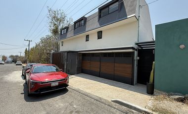 Casa remodelada con vigilancia 24/7 y espectacular vista